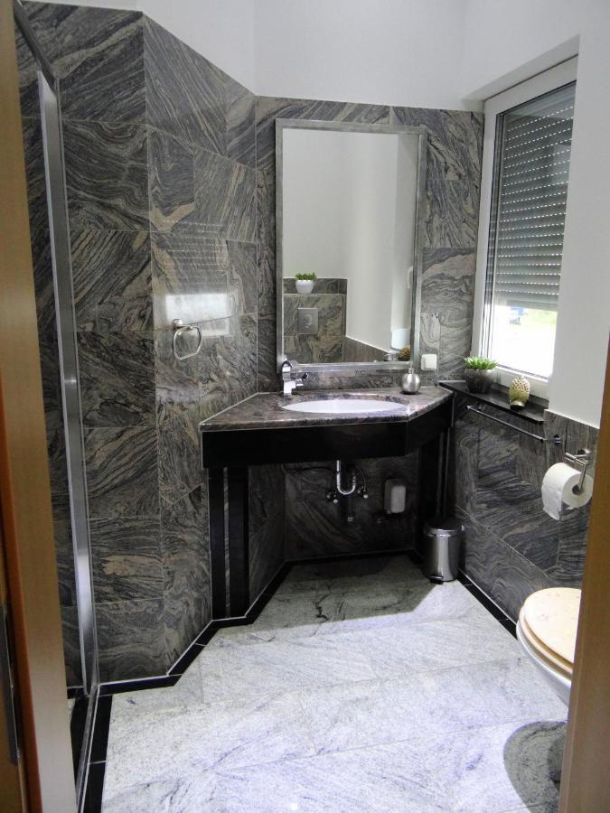 Travelers Home Hasloch  المظهر الخارجي الصورة