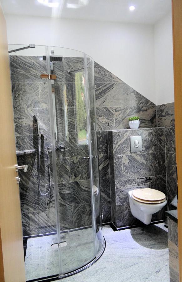 Travelers Home Hasloch  المظهر الخارجي الصورة